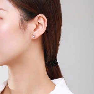 925 Sterling Silver Zirconia Butterfly Stud Earrings 40200187 925 Sterling Silver Zirconia Butterfly Stud Earrings 40200187