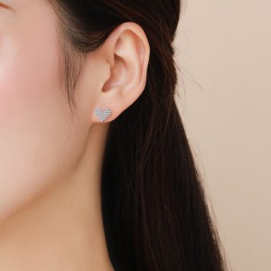 Sterling Silver Sparkle Zirconia Heart Stud Earrings 40200209 Sterling Silver Sparkle Zirconia Heart Stud Earrings 40200209