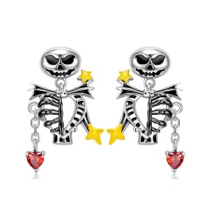 Gothic Punk Skull Claw Heart Stud Earring 40200246 Gothic Punk Skull Claw Heart Stud Earring 40200246