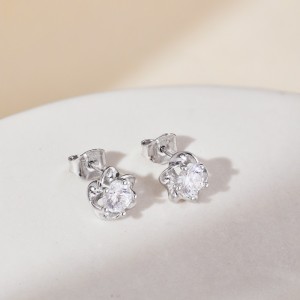 Sparkle Zirconia Flower Stud Earring 40200260 Sparkle Zirconia Flower Stud Earring 40200260
