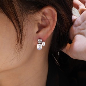 Luxury Zirconia Asymmetric Party Stud Earring 40200268 Luxury Zirconia Asymmetric Party Stud Earring 40200268