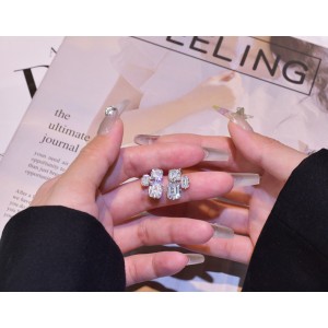 Luxury Zirconia Asymmetric Party Stud Earring 40200268 Luxury Zirconia Asymmetric Party Stud Earring 40200268