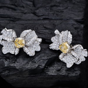 Luxury 8A Zirconia Bow Party Stud Earring 40200279