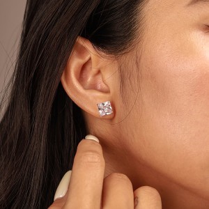 5A Square Zirconia Stud Earring 40200285 5A Square Zirconia Stud Earring 40200285
