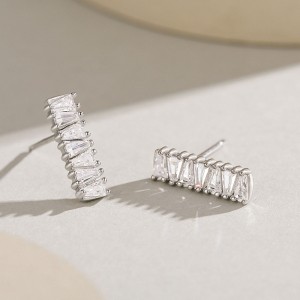 Trapezoid Zirconia Geometric Stud Earring 40200297 Trapezoid Zirconia Geometric Stud Earring 40200297