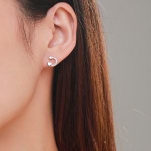 Zirconia Heart U Shape Stud Earring 40200307 Zirconia Heart U Shape Stud Earring 40200307