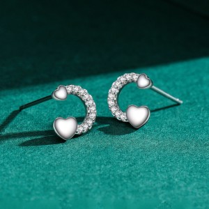 Zirconia Heart U Shape Stud Earring 40200307 Zirconia Heart U Shape Stud Earring 40200307