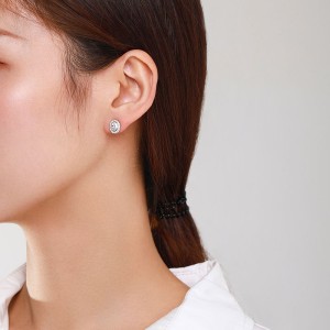 Sparkle Oval Zirconia Stud Earring 40200312 Sparkle Oval Zirconia Stud Earring 40200312