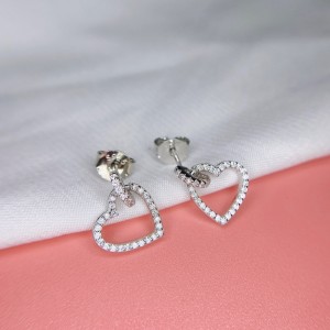 Shiny Heart Zirconia Party Stud Earring 40200343 Shiny Heart Zirconia Party Stud Earring 40200343