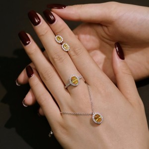 Vintage Oval Zirconia Stud Earrings 40200363 Vintage Oval Zirconia Stud Earrings 40200363