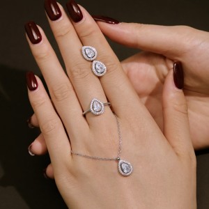 Vintage Teardrop Zirconia Party Stud Earrings 40200370 Vintage Teardrop Zirconia Party Stud Earrings 40200370