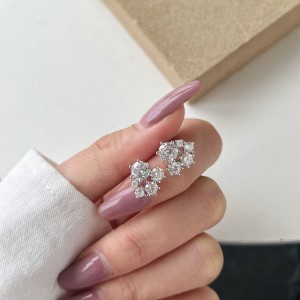 Sparkle Cluster Zirconia Party Stud Earrings 40200381 Sparkle Cluster Zirconia Party Stud Earrings 40200381