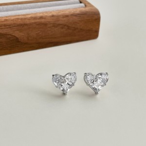 Zirconia Heart Stud Earring 40200405 Zirconia Heart Stud Earring 40200405