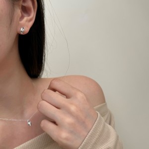 Frosted Beans Zirconia Stud Earring 40200416 Frosted Beans Zirconia Stud Earring 40200416