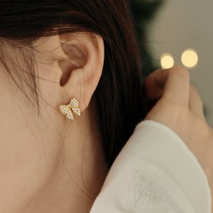 Lovely Bow Zirconia Stud Earring 40200501