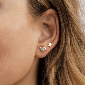 925 Sterling Silver Zirconia Heart Stud Earring 40200516