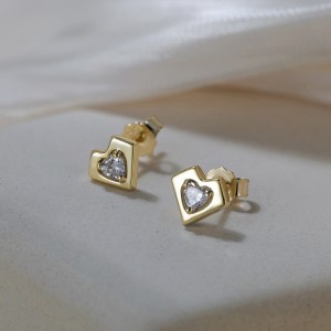 925 Sterling Silver Zirconia Heart Stud Earring 40200516