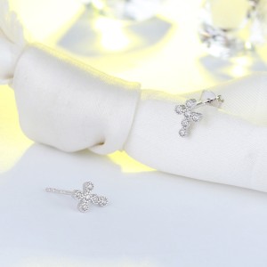 925 Sterling Silver Zirconia Cross Stud Earring 40200523