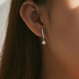 S925 Sweet Waterdrop Zirconia Stud Earring 40200533