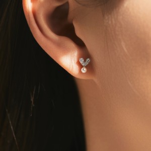 925 Sterling Silver Zirconia Heart Pearl Stud Earring 40200540