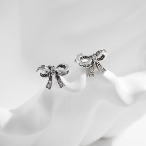 S925 Vintage Zirconia Bow Stud Earring 40200543