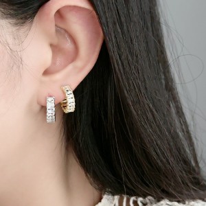 925 Sterling Silver Rectangle Zirconia Stud Hoop Earring 40200550