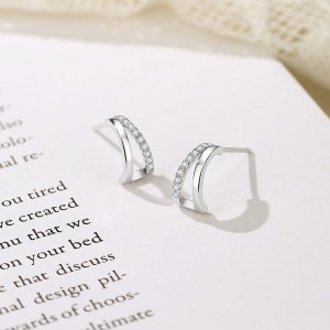 925 Sterling Silver Triangle Zirconia Stud Earring 40200552