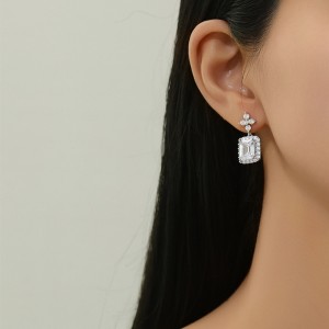 925 Sterling Silver Perfume Bottle Zircon Stud Earring 40200572 925 Sterling Silver Perfume Bottle Zircon Stud Earring 40200572