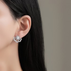 925 Sterling Silver CZ Fan-Shaped Flower Earring 40200579 925 Sterling Silver CZ Fan-Shaped Flower Earring 40200579