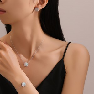 925 Sterling Silver 8mm Natural Opal Stud Earring 40200581 925 Sterling Silver 8mm Natural Opal Stud Earring 40200581