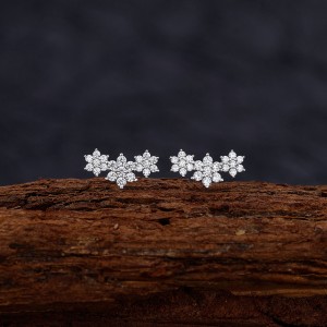 925 Sterling Silver Zircon Snowflake Stud Earring 40200593