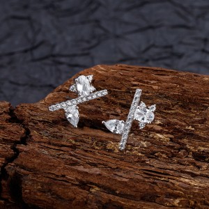 925 Sterling Silver Geometric Zircon Stud Earring 40200597