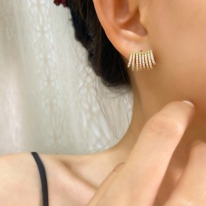 925 Sterling Silver Zircon Pavé Line Bar Earring 40200618 925 Sterling Silver Zircon Pavé Line Bar Earring 40200618