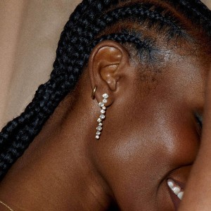 925 Sterling Silver Pave CZ Irregular Circle Stud Earring 40200628