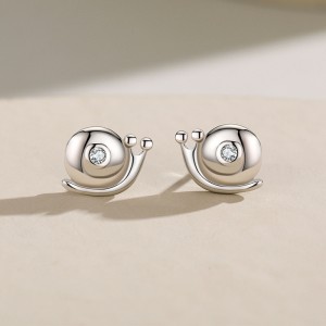 925 Sterling Silver Mini Snail Stud Earring 40200651