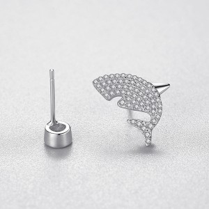 925 Sterling Silver Shark Zircon Stud Earring 40200663