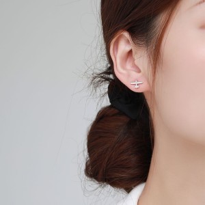 925 Sterling Silver Zircon Airplane Stud Earring 40200679 925 Sterling Silver Zircon Airplane Stud Earring 40200679