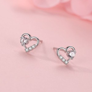 925 Sterling Silver Heart Minimalist CZ Stud Earring 40200684