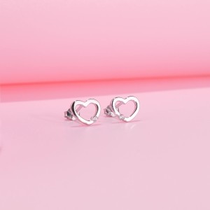 Wholesale 925 Sterling Silver Minimalist Heart CZ Stud Earring 40200685