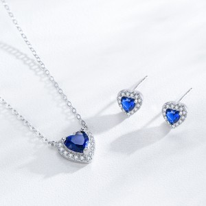 925 Sterling Silver Blue Heart Zircon Stud Earring 40200705