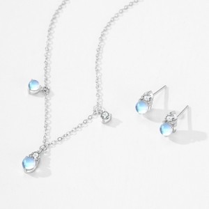 925 Sterling Silver Moonstone Zircon Stud Earring 40200712