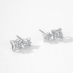 925 Sterling Silver Four-Point Star Zircon Stud Earring 40200714 925 Sterling Silver Four-Point Star Zircon Stud Earring 40200714