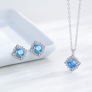 925 Sterling Silver Aquamarine Sunflower Zircon Stud Earring 40200718 925 Sterling Silver Aquamarine Sunflower Zircon Stud Earring 40200718