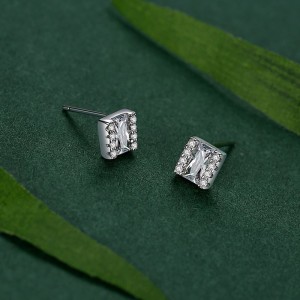 925 Sterling Silver Sugar Cube Zircon Stud Earring 40200724