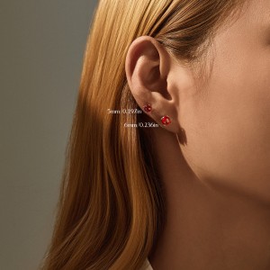 925 Sterling Silver Garnet Red Fireworks Cut Stud Earrings 40200755