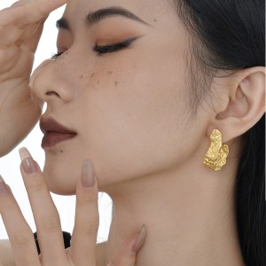 Rough Tinfoil Texture Stud Earring 40400023