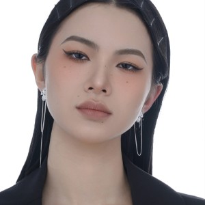 Asymmetry Rough Tinfoil Tassel Stud Earring 40400024