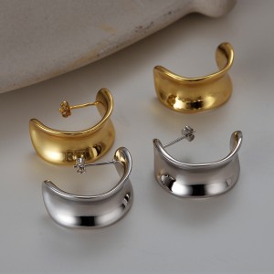 Geometric Wide C Shape Stud Earring 40400026