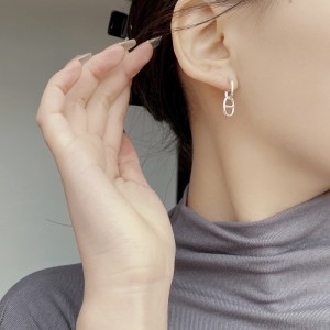 Geometric Linked Chain Stud Earring 40400042