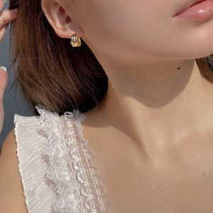 Geometric Folds Stud Earring 40400043 Geometric Folds Stud Earring 40400043